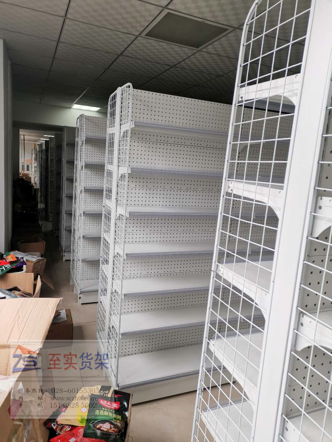 郫县留样间货架安装完工投入使用