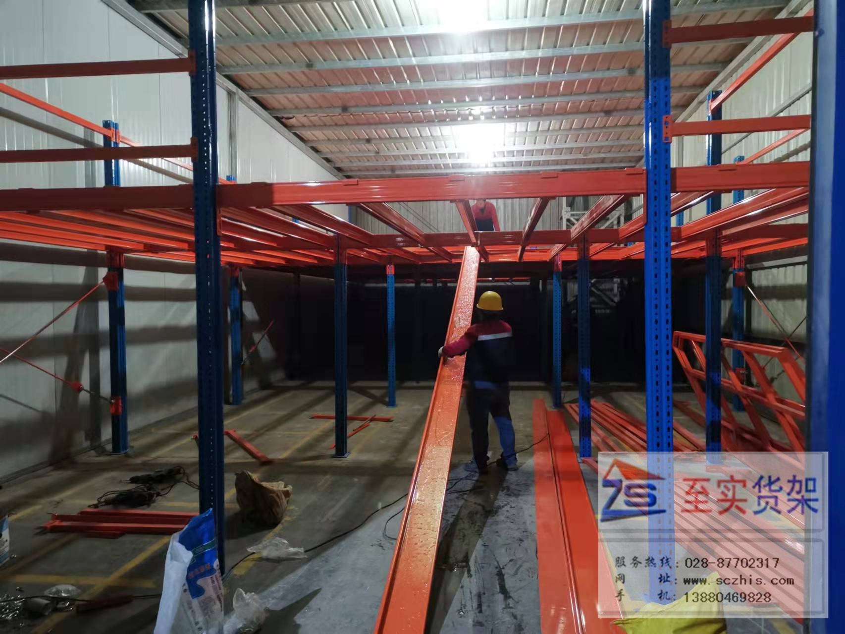 新希望一仓储项目安装进行中